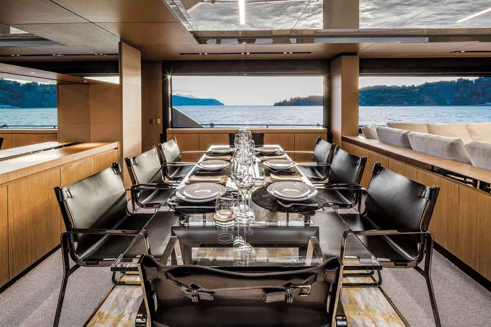 RIVA 100' CORSARO